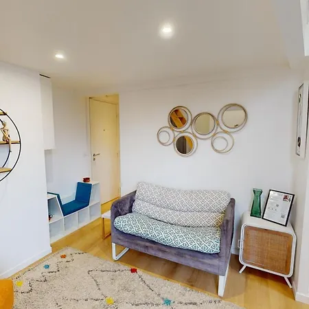 Joli Centre-ville Proche De La Gare *